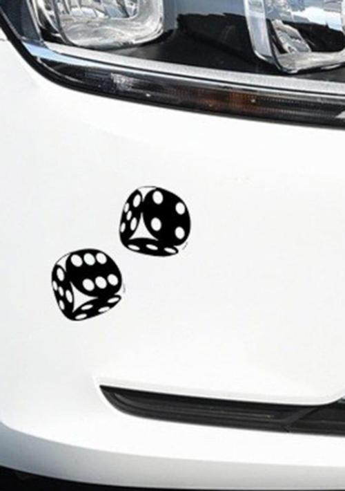 Zar Atma Araba Sticker Yapıştırma Resim