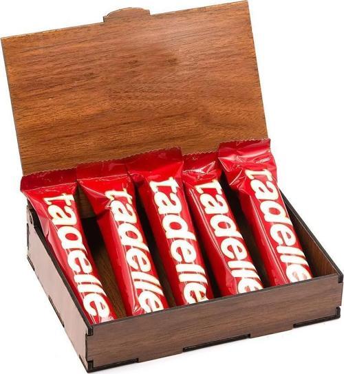 Sevdiklerinize Özel Ahşap Hediye Kutusunda 5 Adet Tadelle Sütlü Çikolata