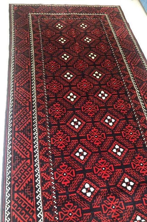+40 YILLIK ANTİK İRAN BALUCH EL DOKUMASI YÜN HALI 255x135cm 3.39m2