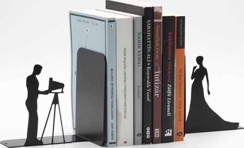 Kameraman Ve Model Figürlü Metal Kitap Tutucu Kitap Desteği Siyah