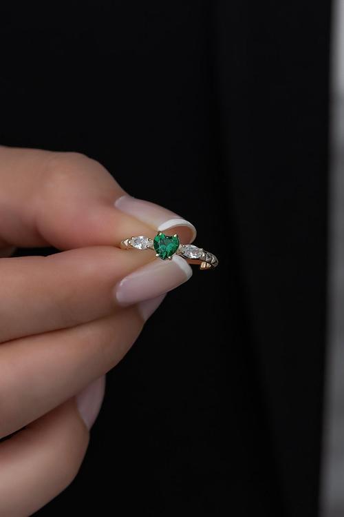 Gümüş Prenses Yüzük. Renkli Taşlı Ayarlanabilir Ölçü. Altın Kaplama 925 Ayar Gümüş