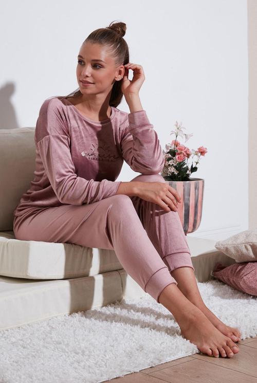 Standart Fit Bisiklet Yaka Yumuşak Kadife Bayan Pijama Takımı 6094201 PUDRA