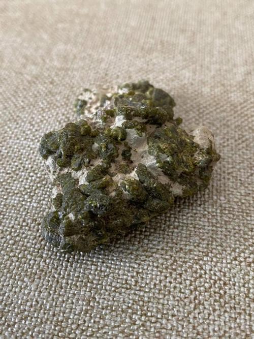 Doğal Kuvars Taş Kaya 43 Gram