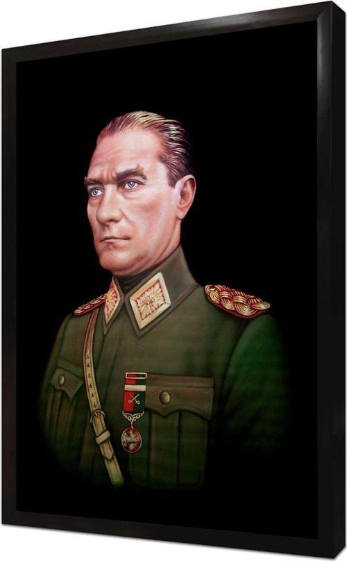 Üniformalı Mustafa Kemal Atatürk Çerçeveli Mdf Tablo