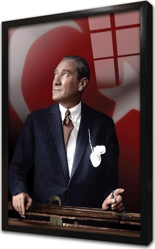 Istikbal Göklerdedir Atatürk Çerçeveli Cam Tablo