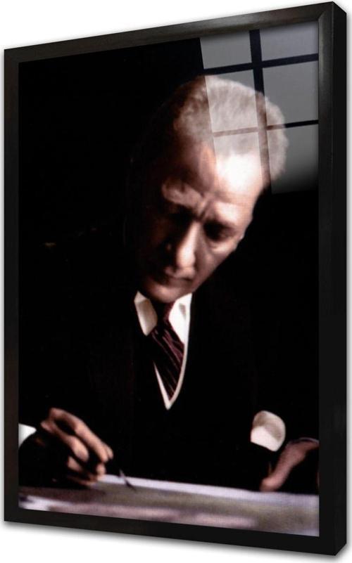 Atatürk Yazı Yazarken Çerçeveli Cam Tablo
