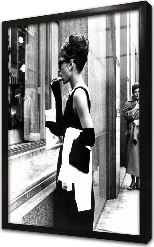 Siyah Beyaz Audrey Hepburn Çerçeveli Cam Tablo
