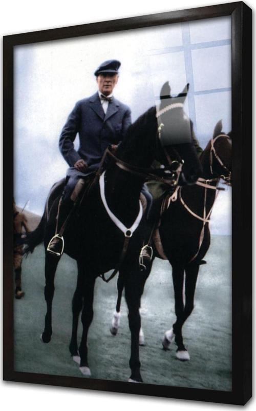 Atatürk At Üstünde Çerçeveli Cam Tablo