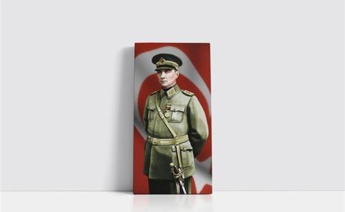 Ay Yıldızlı Bayrak Önünde Genç Atatürk Çerçeveli Mdf Tablo 30x60 cm