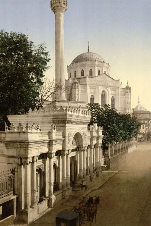 Istanbul Pertevniyal Valide Sultan Camii Kanvas Tablo 140x210 cm 140x210 cm