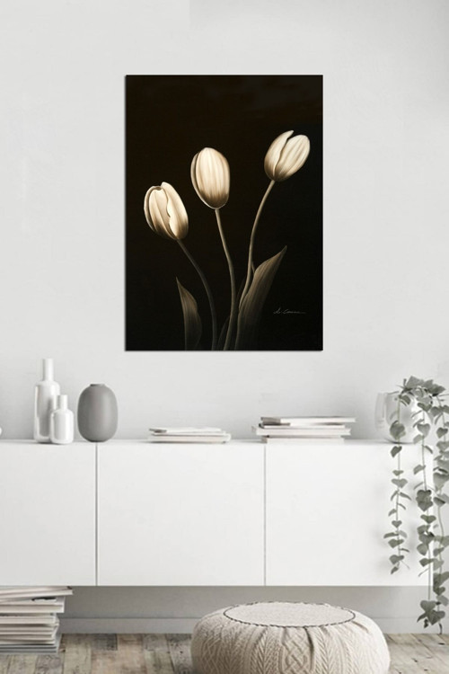 Siyah Zemin Üzerine Laleler Kanvas Tablo 50x70 cm 50x70 cm