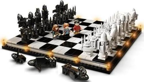 Harry Potter 76392 Hogwarts Büyücü Satrancı (876 Parça)