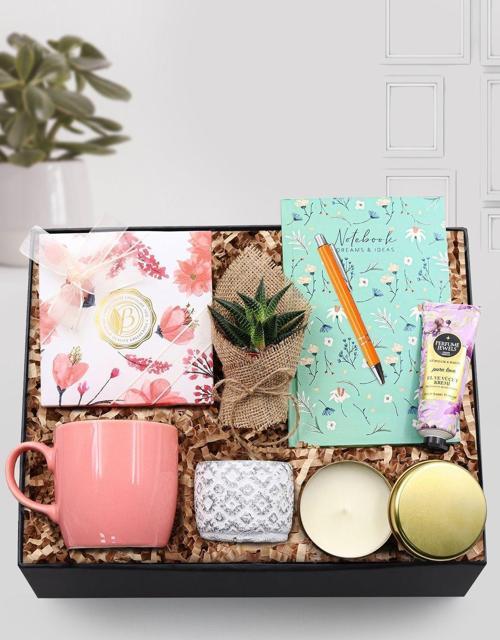 Defter & Çikolata & Kupa & Mum & Tükenmez Kalem & Sukulent & Saksı & El Kremi Hediye Seti