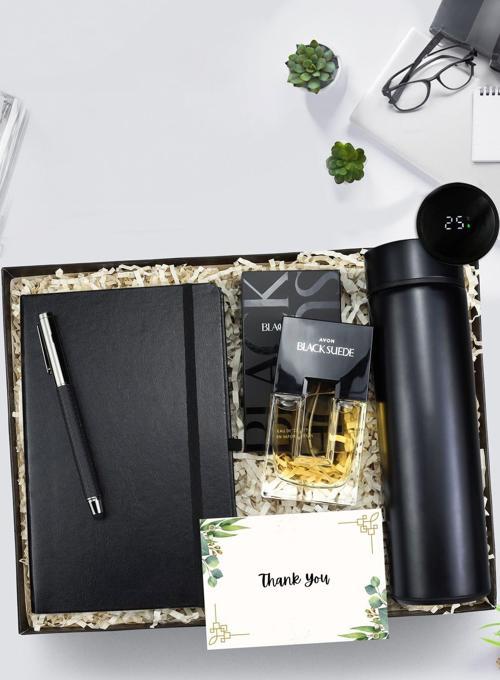 Siyah Defter & Siyah Touch Kalem & Full Speed Erkek Parfüm & 500 Ml Dereceli Termos Hediye Seti