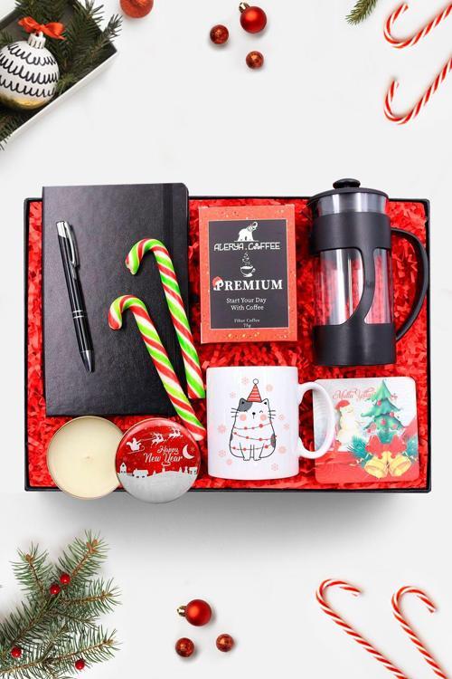 Defter & Kalem & Kupa & French Press & Mum & Bardak Altlığı & Alerya Kahve & Şeker Hediye Seti