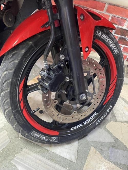 Yeni Motosiklet Jant Şeridi Honda Cbr 250R Sağ-Sol/Ön-Arka