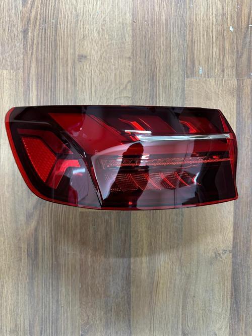 Audi A4 Stop Lambası Sol Dış 2020-2023