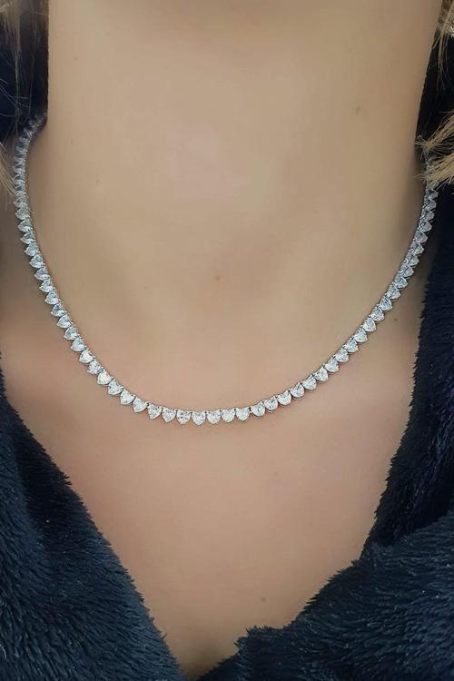 Pırlanta Parlaklığında Zirkon Taşlı 925ayar Gümüş Kalp Şeklinde Su Yolu Kolye