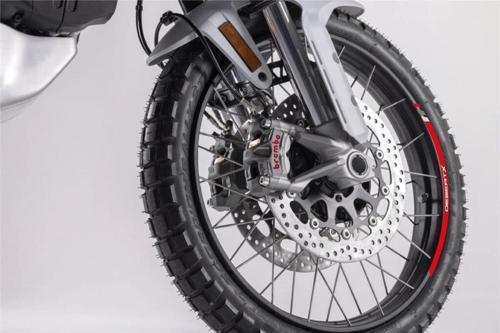 Ducati Desert X Jant Dışı Kırmızı Şerit Sticker Model