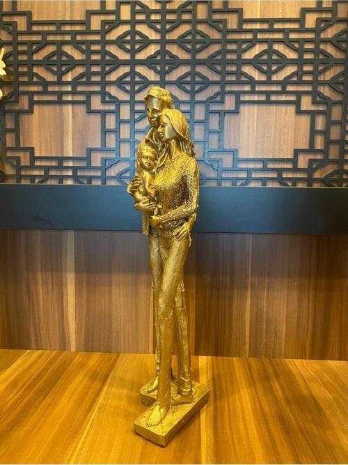 Sevgili Aşıklar Sarılmış Biblo Büyük Boy 42 Cm