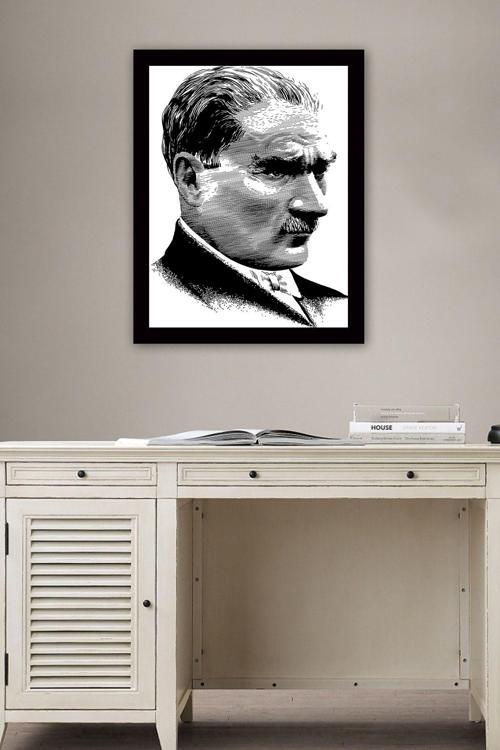 Siyah Çerçeveli Atatürk Tablosu 40 cm x 55 cm