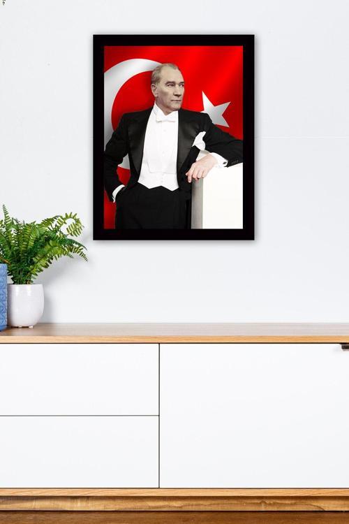 Siyah Çerçeveli Atatürk Tablosu 40 cm x 55 cm