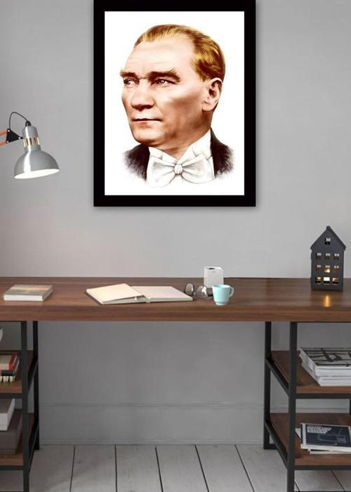 Siyah Çerçeveli Atatürk Tablosu 40 cm x 55 cm