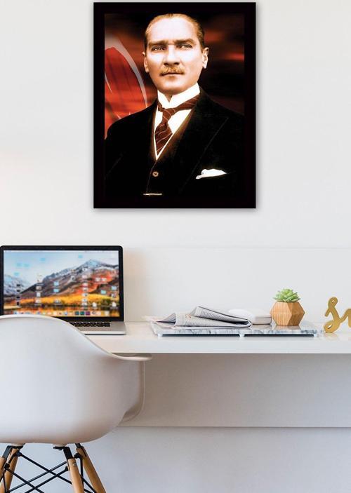 Siyah Çerçeveli Atatürk Tablosu 40 cm x 55 cm