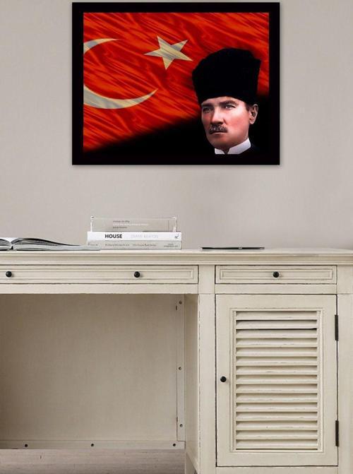 Siyah Çerçeveli Atatürk Tablosu 40 cm x 55 cm