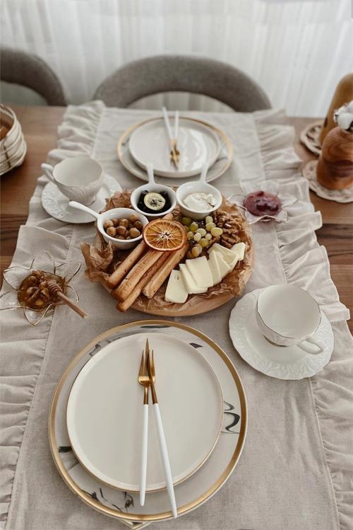 Naturel Fırfırlı Runner Vintage