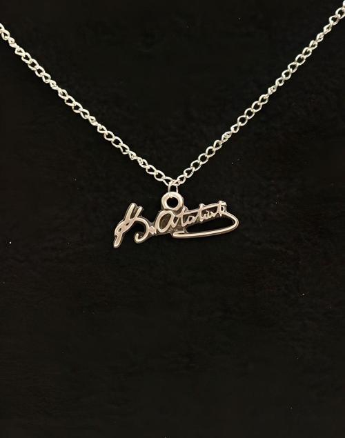 Kemal Atatürk Imzalı Gümüş Kaplamalı Zincirli Kolye