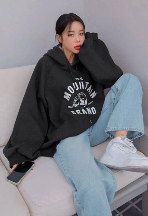 Unisex The Mountain Baskılı Sweatshirt