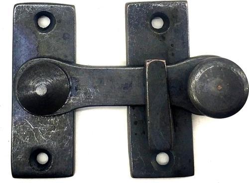 Antika Tarz Dekoratif Pirinç Cerman Kapak Mandalı – 55x70mm, Oksit