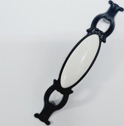 ZÜMRE 96 mm Metal siyah Kasa Beyaz  porselen  / 5 ADET