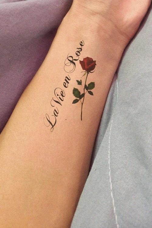 La Vie En Rose Yazılı Ve Gül Tattoo Geçici Dövme Şık Moda Aksesuar