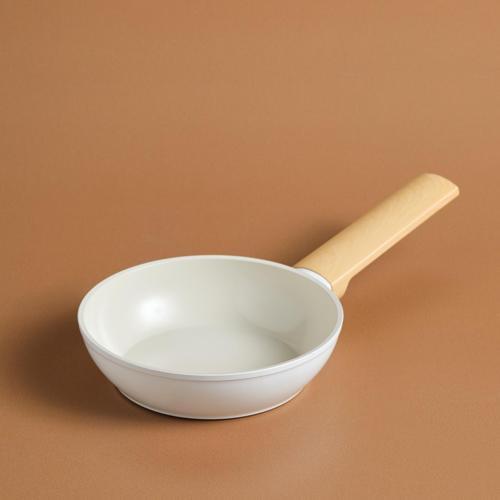 x Refika Swiss Crystal Almond Cream 16 cm Tava