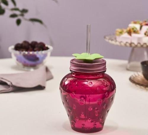 Çilek Transparent Pipetli Su Şişesi 750 Ml