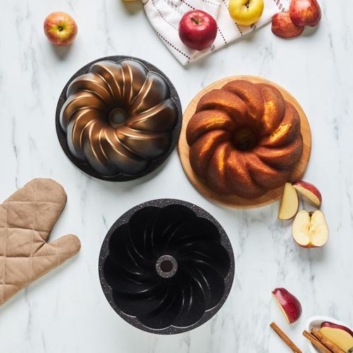 Nevera Degradeli Döküm Kek Kalıbı Gold 26 Cm