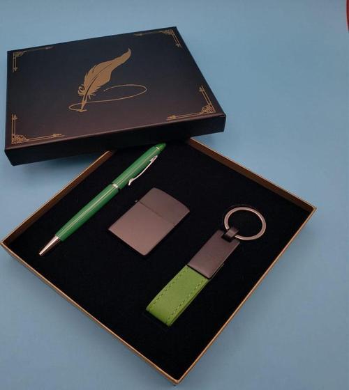 Çakmak Ve Yeşil Kalem Anahtarlık