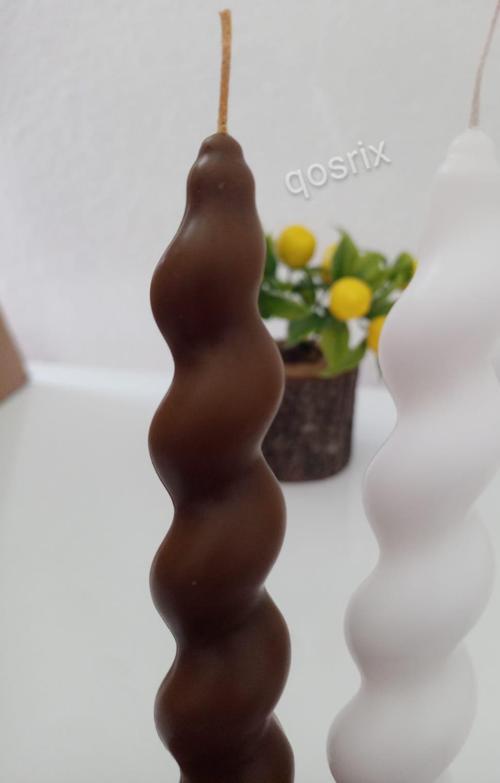 2'li Kahverengi Beyaz Italyan Burgulu Şamdan Soya Mumu Doğal Kokulu Uzun Konik Burgu Spiral Mum Dekoratif