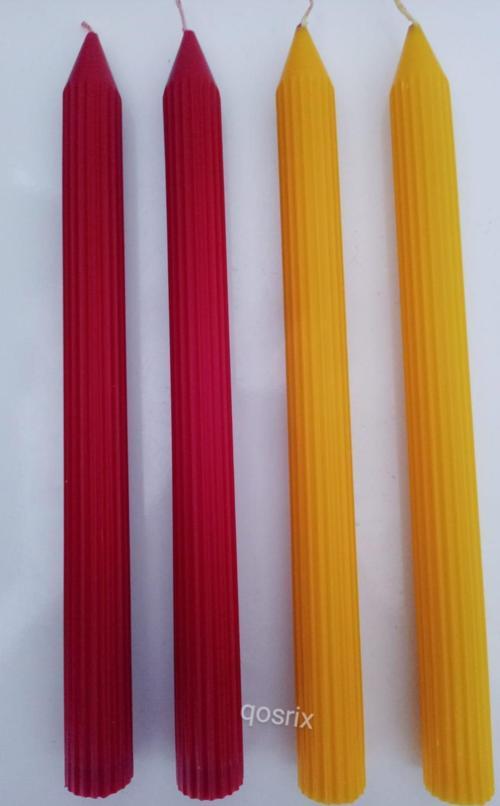 Yılbaşı Özel Serisi 4'lü Sarı Kırmızı Şamdan Doğal Kokulu Soya Mumu Yeni Yıl Noel Uzun Çubuk Konik Mum