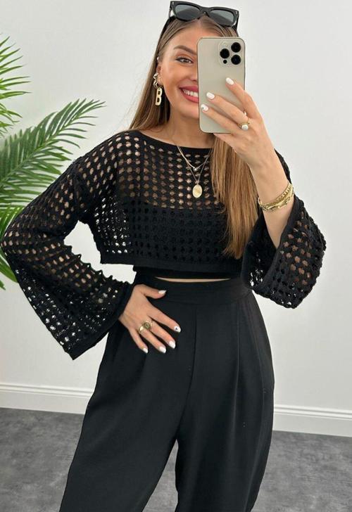 WAK Kadın Siyah Ajurlu Delikli Crop Triko Bluz