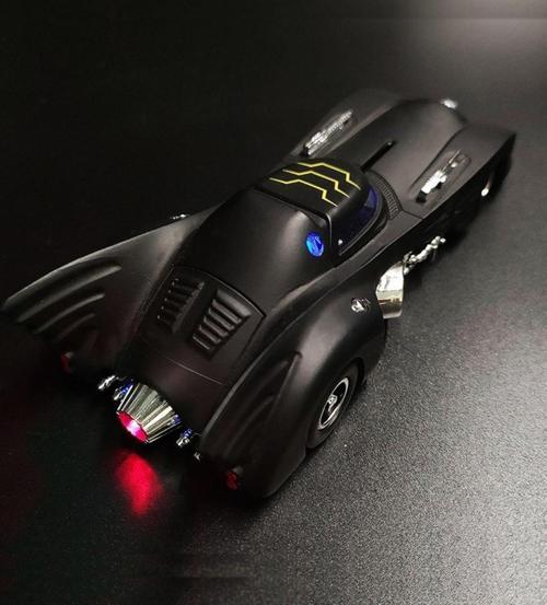 Batmobile Araba  Sesli Işıklı Demir Araba Batmobile