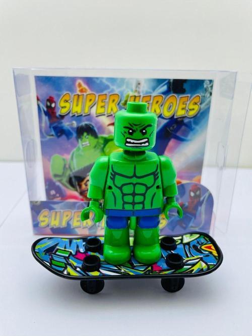 Kaykaylı Hulk Lego Karakteri Tekli Figür Set
