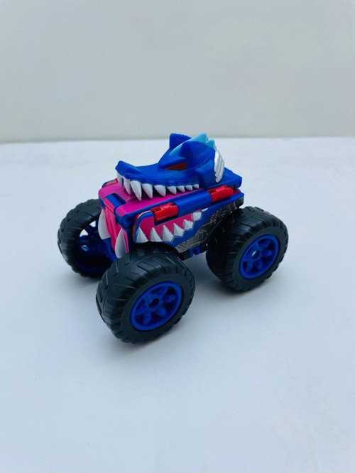 Transracers Dönüşen Araçlar