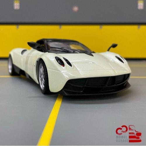 Pagani Huayra 1/24 Ölçek Diecast Metal Model Araba