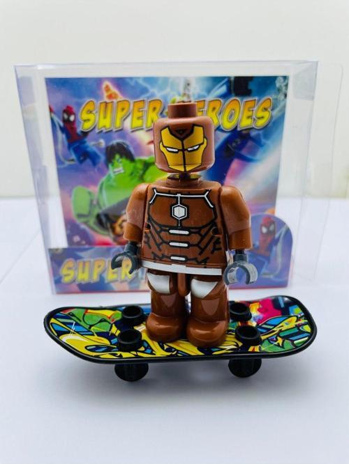 Yenilmezler Kaykaylı Iron-Man Lego Karakteri Tekli Figür Set