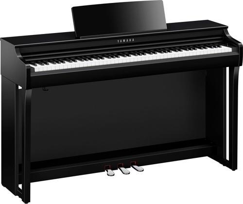 Clavinova CLP825PE Dijital Piyano (Parlak Siyah)