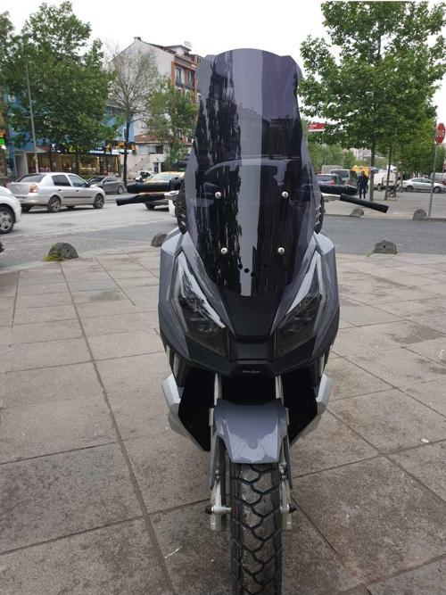 MotoGusto Dream 150 Siperlik Ön Cam 2023 2024 Model 65cm Siyah Renkli 4mm ORTA BOYLU CAM