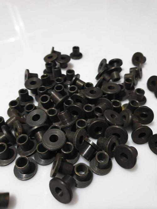 Motosiklet Camı Burç seti 16x11x7mm (3 Adet)